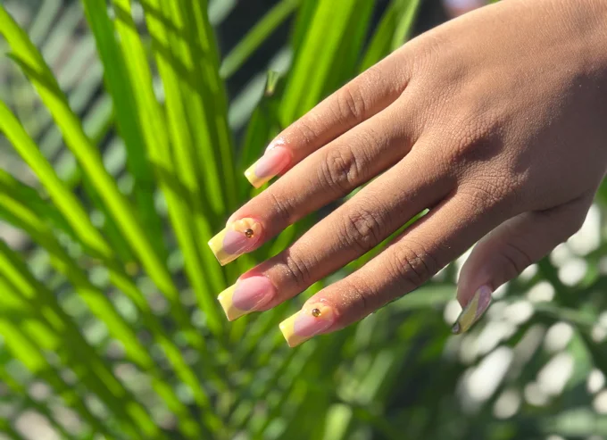 Artistic abstract nail art